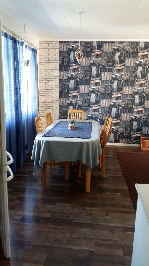 4 Bedrooms Near Center - Kranni ポリ エクステリア 写真