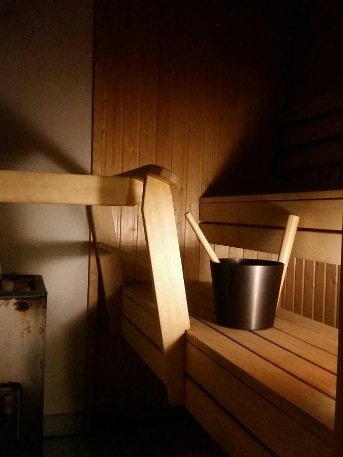 4 Bedrooms Near Center - Kranni ポリ エクステリア 写真